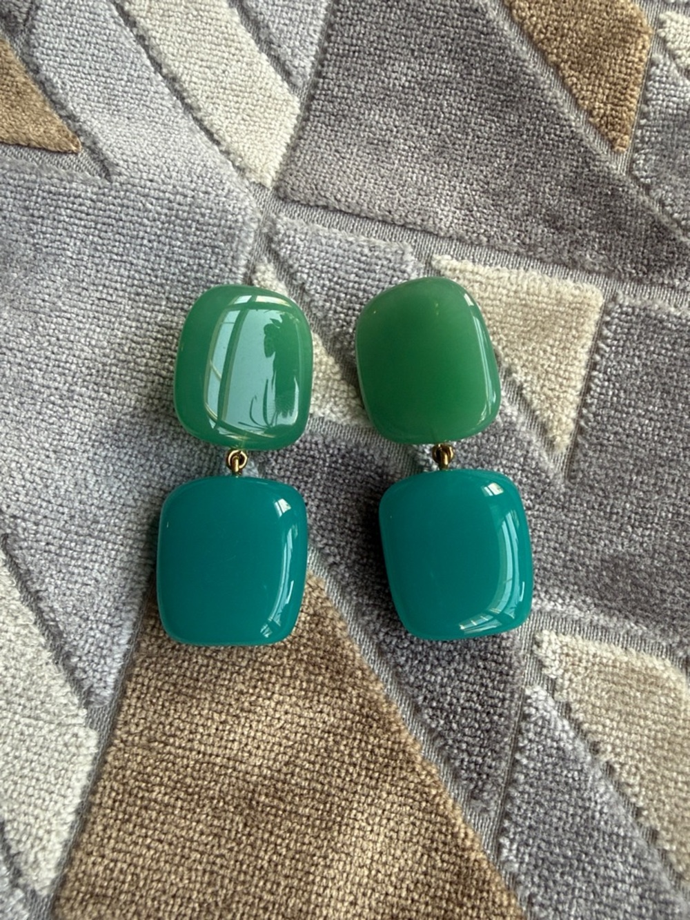 Sezane Green Two-Tone Resin Drop Earrings - Women Jewelry